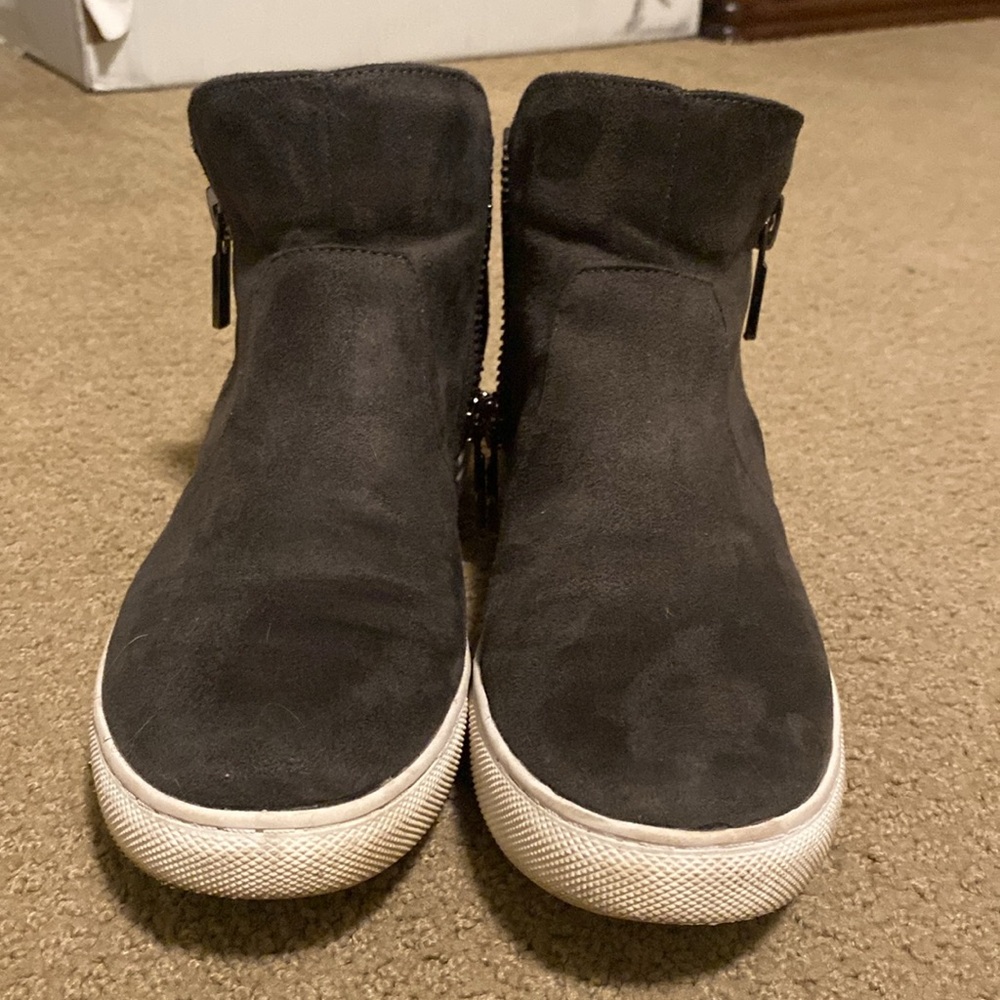 G.H. Bass & Co Silvie zip ankle booties, 7M - Picture 3 of 10